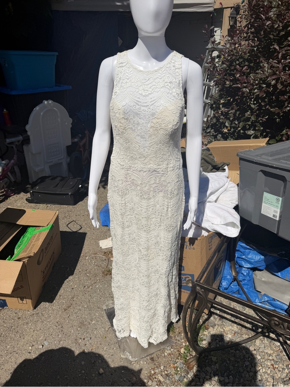 Melissa Sweet Ivory Sleeveless Lace Gown